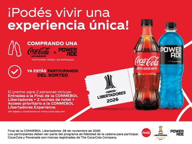 Afiche oficial de Coca-Cola Uruguay con una botella de Coca-Cola Zero y una de Powerade y el texto «Podés vivir una experiencia única» por la final de la Libertadores 2026.